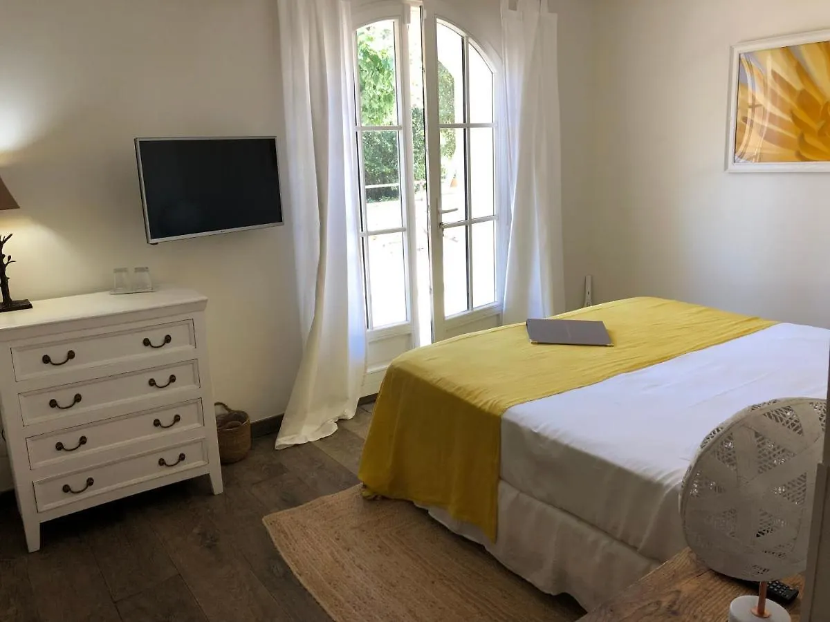 Le Clos Des Sept Palmiers Cavalaire-sur-Mer 5*,