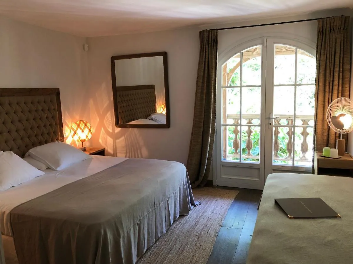 Le Clos Des Sept Palmiers Cavalaire-sur-Mer Hotel