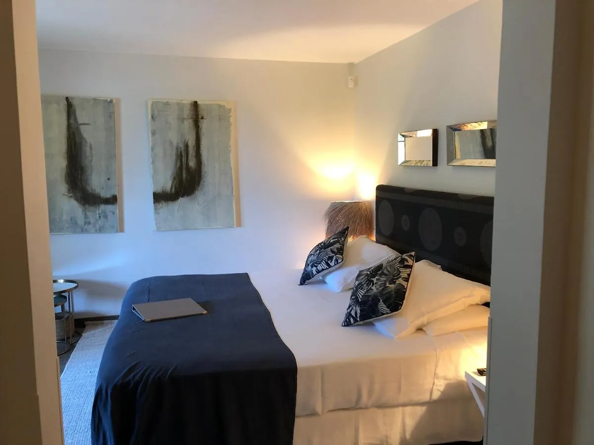 Le Clos Des Sept Palmiers Cavalaire-sur-Mer Hotel