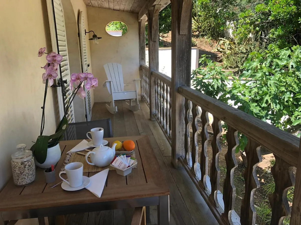 Le Clos Des Sept Palmiers Cavalaire-sur-Mer 5*,