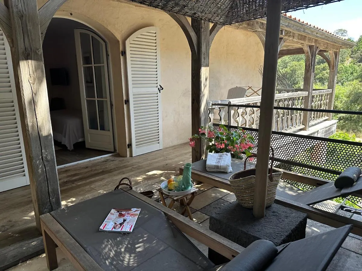 Le Clos Des Sept Palmiers Cavalaire-sur-Mer Hotel