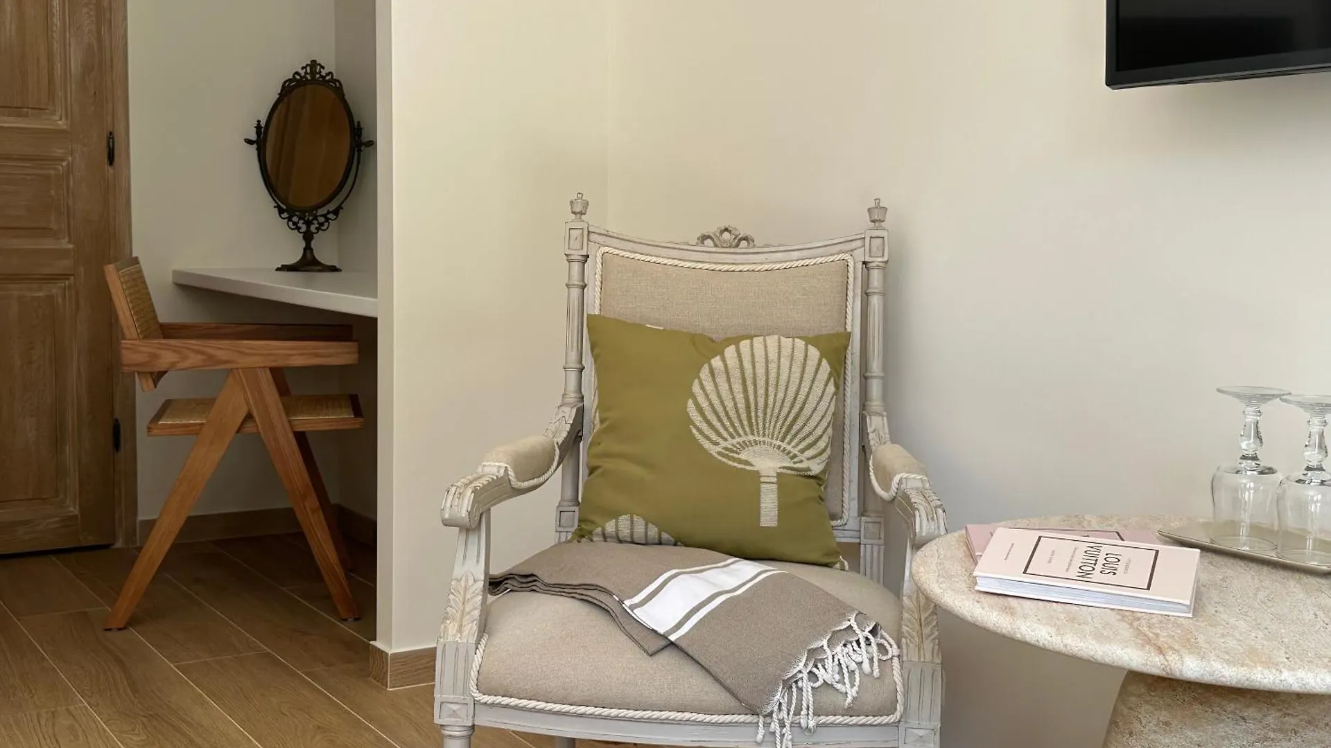 Le Clos Des Sept Palmiers Cavalaire-sur-Mer Hotel